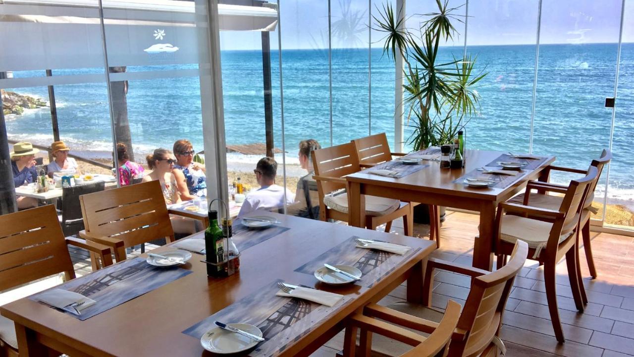 Mi Capricho Beachfront- 3-7 Apartment With Sea Views Sitio de Calahonda Buitenkant foto