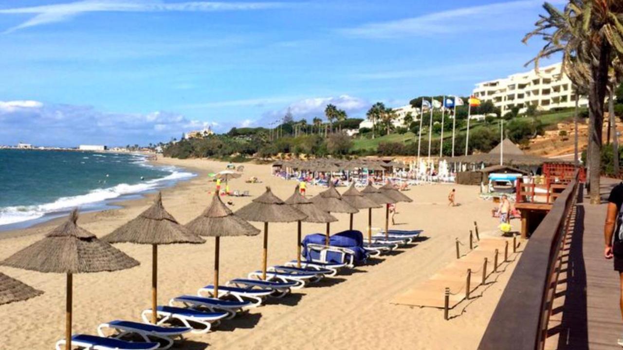 Mi Capricho Beachfront- 3-7 Apartment With Sea Views Sitio de Calahonda Buitenkant foto