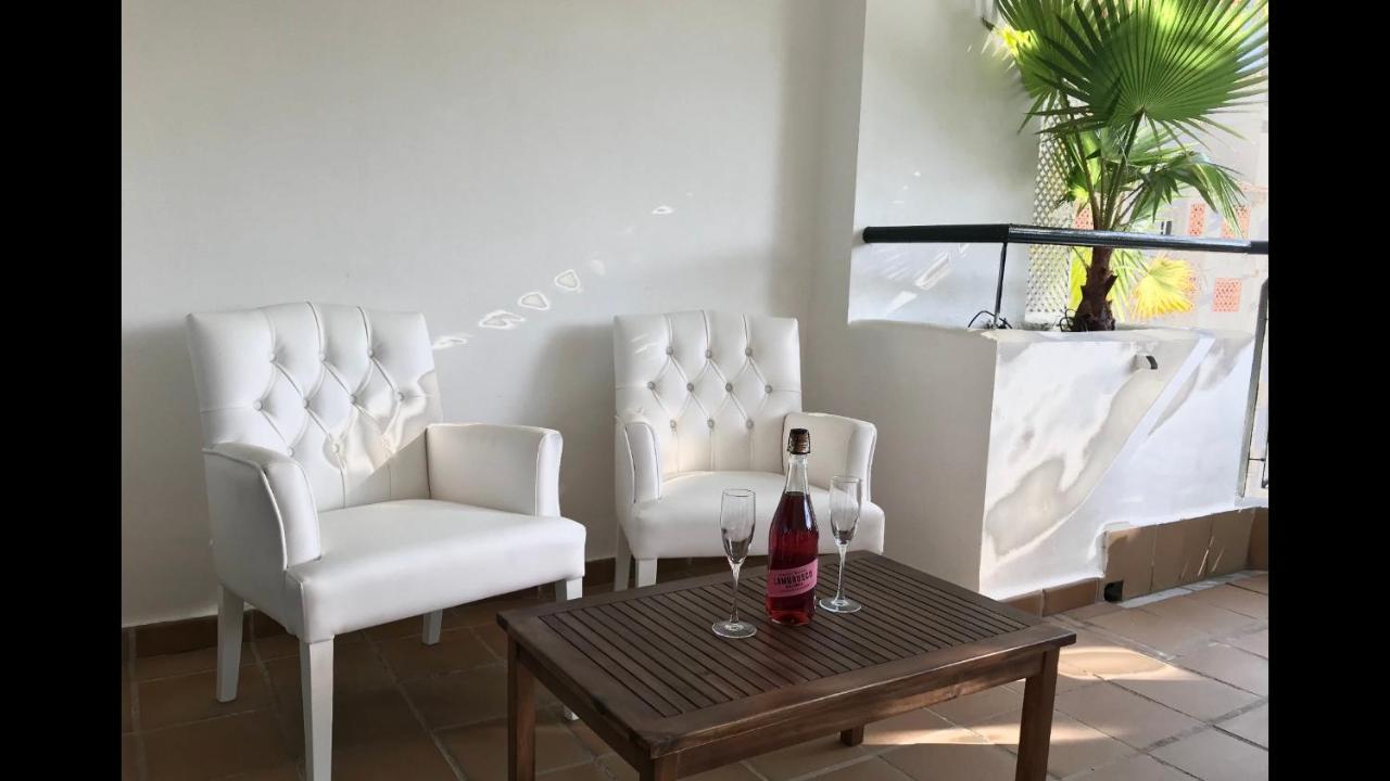Mi Capricho Beachfront- 3-7 Apartment With Sea Views Sitio de Calahonda Buitenkant foto