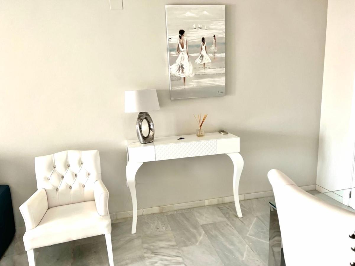 Mi Capricho Beachfront- 3-7 Apartment With Sea Views Sitio de Calahonda Buitenkant foto