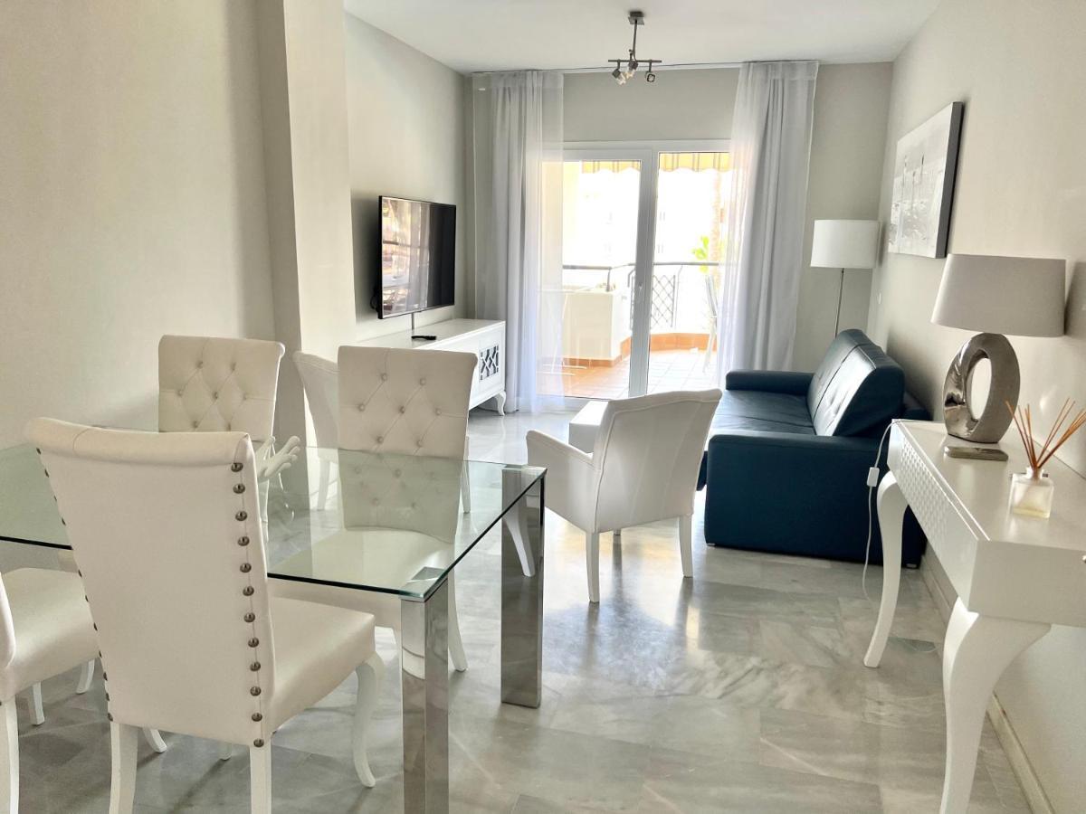 Mi Capricho Beachfront- 3-7 Apartment With Sea Views Sitio de Calahonda Buitenkant foto